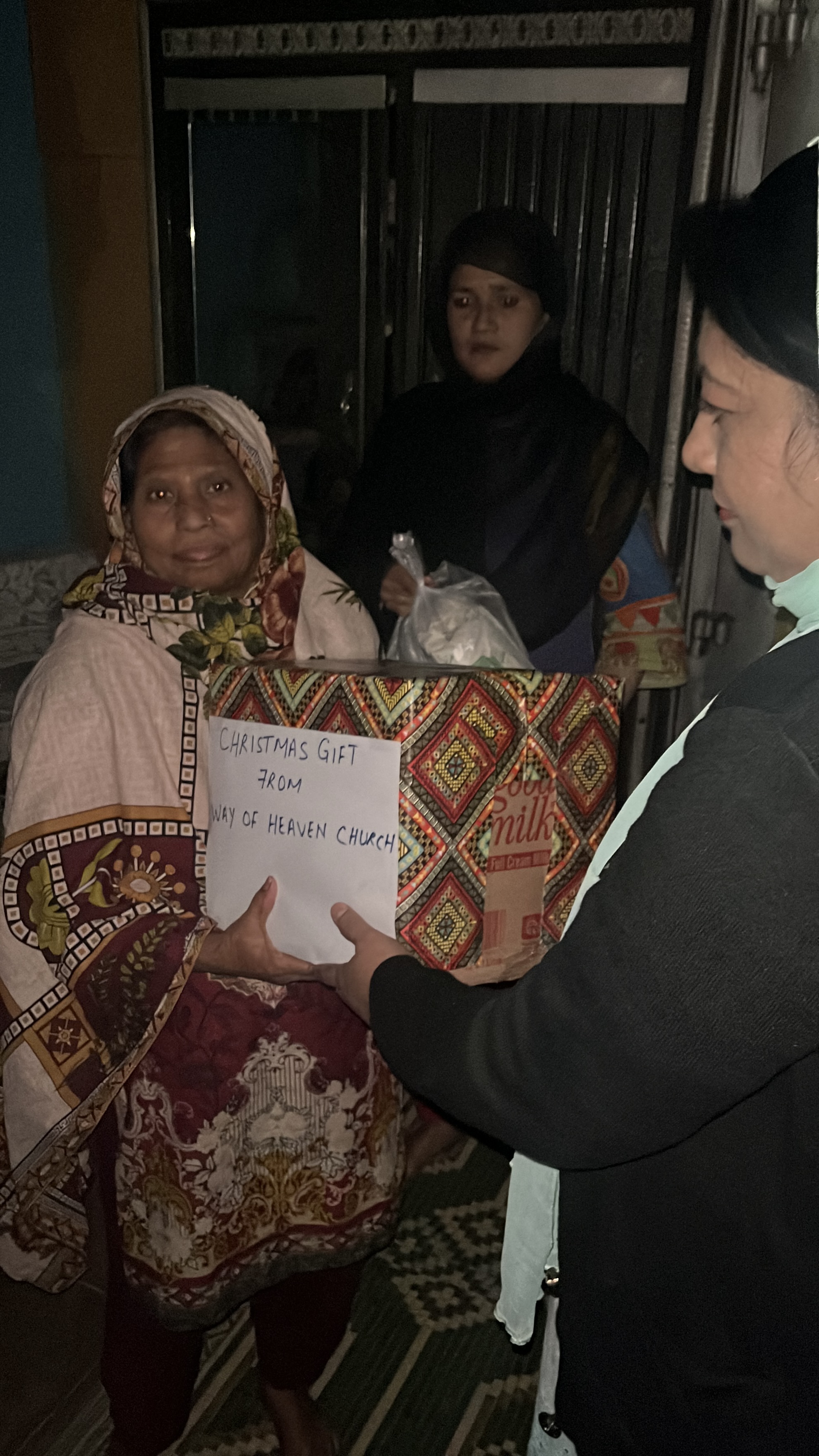 Food package distribution to families